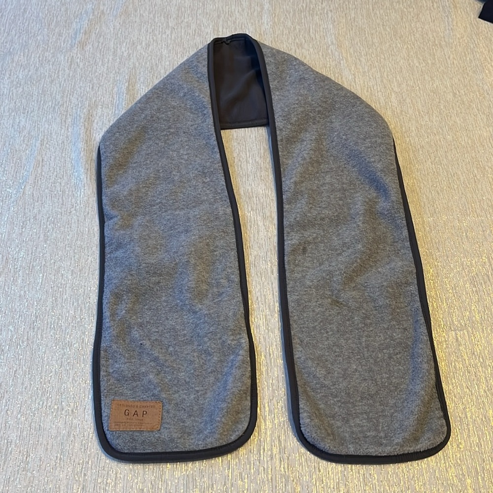 gap kids fleece scarf in gray